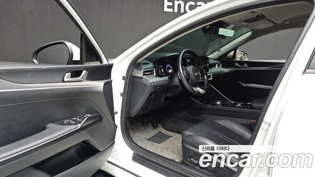 Kia K5 (III) 2.0 Prestige 2022 — фото 10
