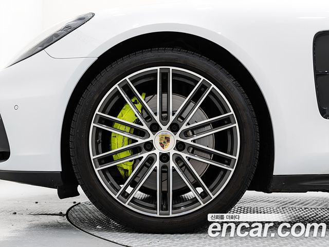 Porsche Panamera (971) 2.9 AWD E-Hybrid 2019 — фото 5