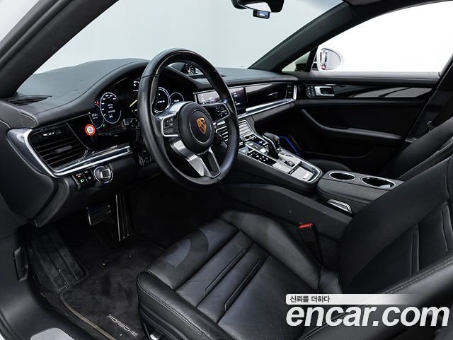 Porsche Panamera (971) 2.9 AWD E-Hybrid 2019 — фото 23