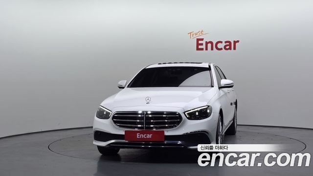 Mercedes-Benz E-Class (W213) E220d 4MATIC Exclusive 2021 — фото 3