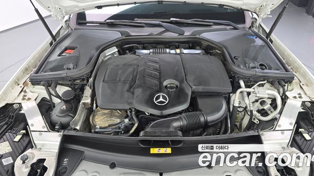 Mercedes-Benz E-Class (W213) E220d 4MATIC Exclusive 2021 — фото 6
