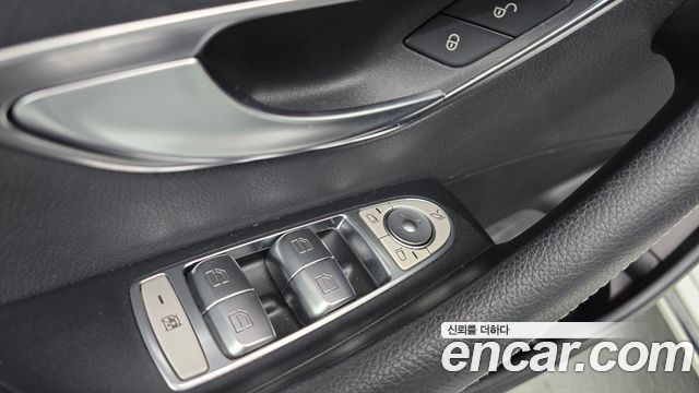 Mercedes-Benz E-Class (W213) E220d 4MATIC Exclusive 2021 — фото 29