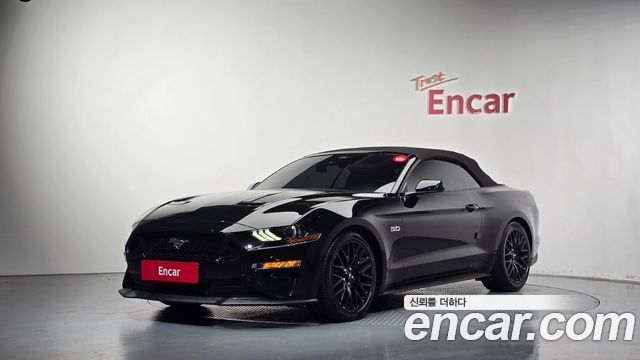 Ford Mustang GT Convertible
