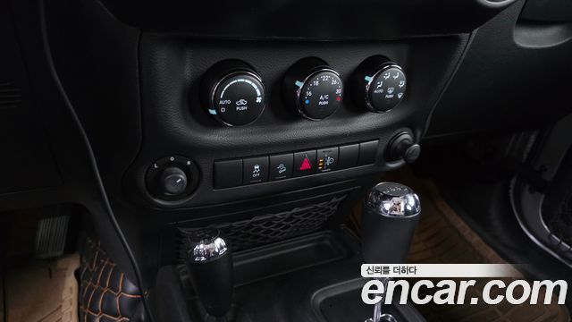Jeep Wrangler (JK) 2.8 Diesel Rubicon 4Door 2013 — фото 16