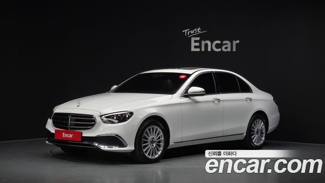 Mercedes-Benz E-Class (W213) E220d 4MATIC Exclusive 2021 — фото 1