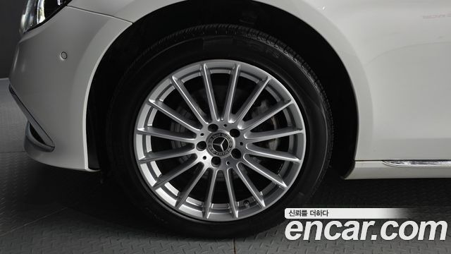 Mercedes-Benz E-Class (W213) E220d 4MATIC Exclusive 2021 — фото 5