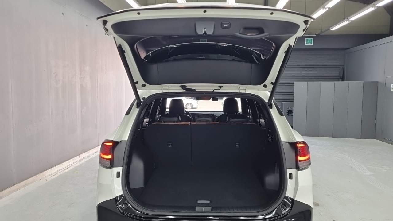 Kia Sportage (V) Diesel 2.0 2WD Nobleless 2023 — фото 20