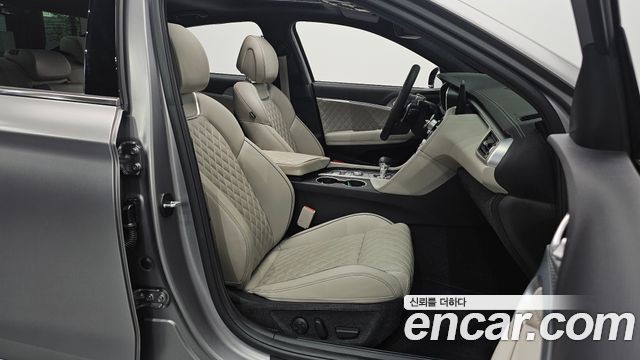 Genesis G70 Gasoline 3.3T 2WD 2023 — фото 10