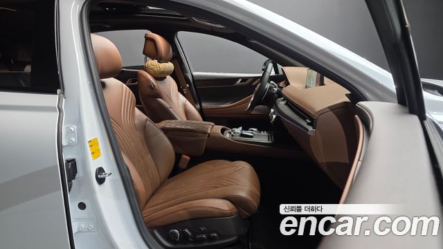 Genesis G80 (RG3) Gasoline 2.5 Turbo AWD 2024 — фото 32