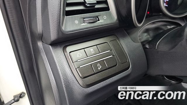 KG Mobility (SsangYong) Tivoli Armor VX 2WD 2019 — фото 16