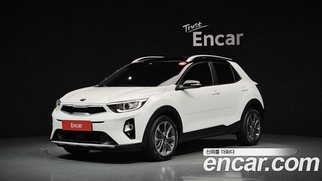 Kia Stonic 1.4 Prestige 2020 — фото 1