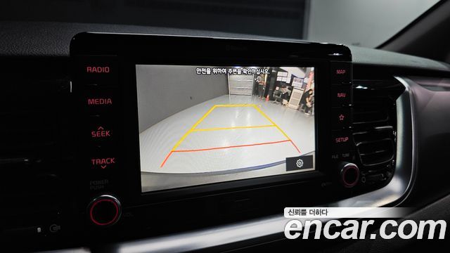 Kia Stonic 1.4 Prestige 2020 — фото 13