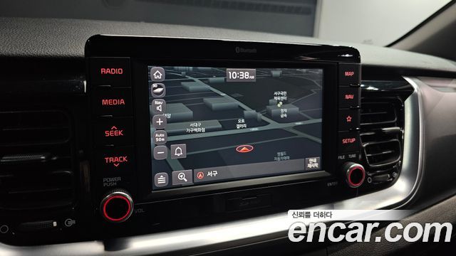 Kia Stonic 1.4 Prestige 2020 — фото 14
