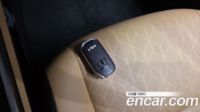 Kia Carnival (IV) Diesel 9-Seater Prestige 2023 — фото 14