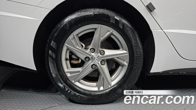 Hyundai Sonata (DN8) 2.0 LPG(rental car) Smart 2020 — фото 5