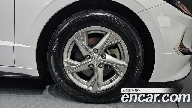 Hyundai Sonata (DN8) 2.0 LPG(rental car) Smart 2020 — фото 27