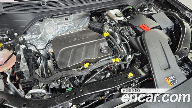 Chevrolet Trax Crossover 1.2 Red Line 2025 — фото 6