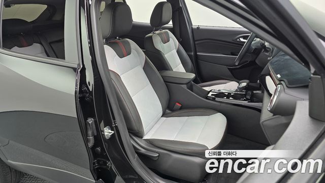Chevrolet Trax Crossover 1.2 Red Line 2025 — фото 12