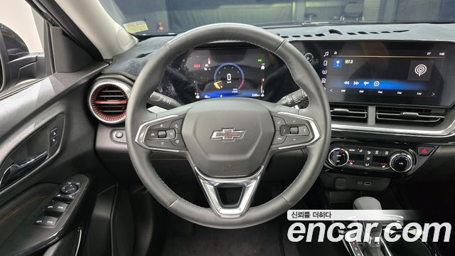 Chevrolet Trax Crossover 1.2 Red Line 2025 — фото 13
