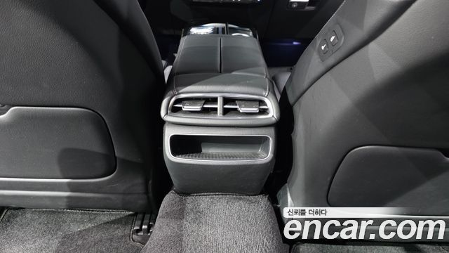Genesis G80 (RG3) Gasoline 3.5 Turbo 2WD 2021 — фото 35