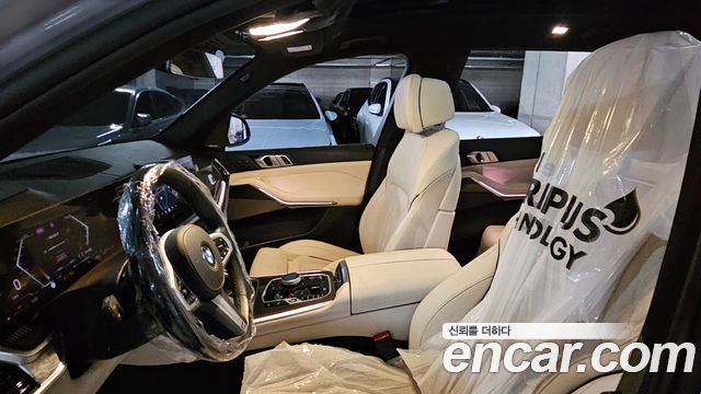 BMW X7 (G07) xDrive 40i M Sport 6STR 2025 — фото 16