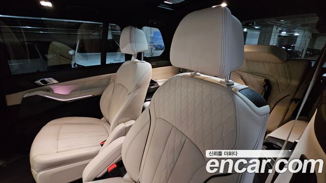 BMW X7 (G07) xDrive 40i M Sport 6STR 2025 — фото 19