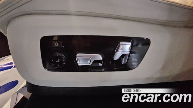 BMW X7 (G07) xDrive 40i M Sport 6STR 2025 — фото 21