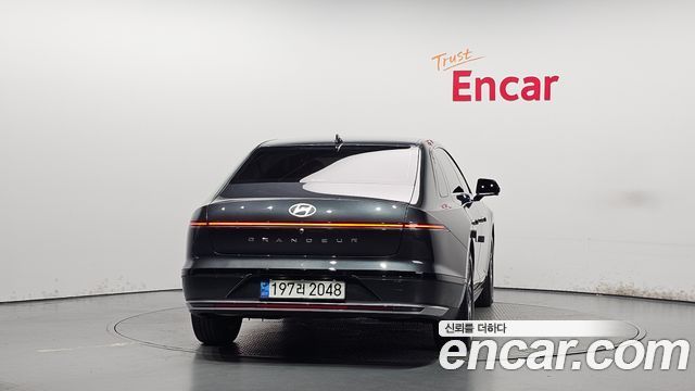 Hyundai Grandeur (GN7) 2,5 Gasoline 2WD Premium 2023 — фото 4