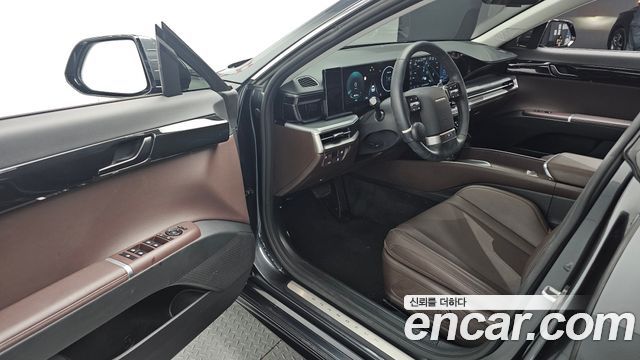 Hyundai Grandeur (GN7) 2,5 Gasoline 2WD Premium 2023 — фото 10