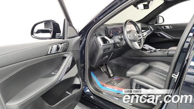 BMW X6 (G06) xDrive40i M Sport 2024 — фото 10