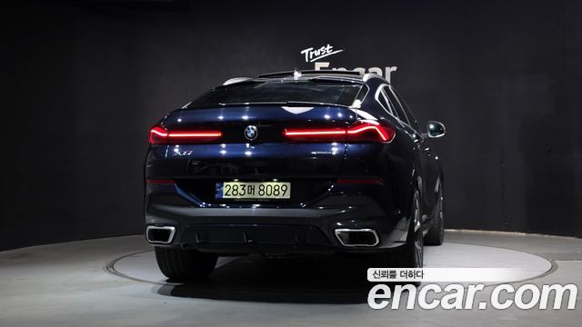 BMW X6 (G06) xDrive40i M Sport 2023 — фото 4