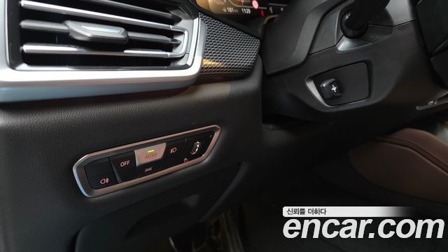 BMW X6 (G06) xDrive40i M Sport 2023 — фото 20