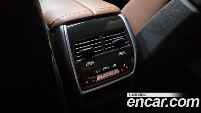 BMW X6 (G06) xDrive40i M Sport 2023 — фото 27
