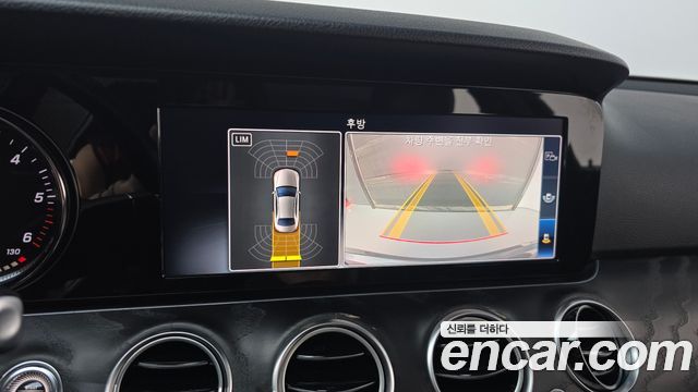 Mercedes-Benz E-Class (W213) E220d Avantgarde 2020 — фото 14