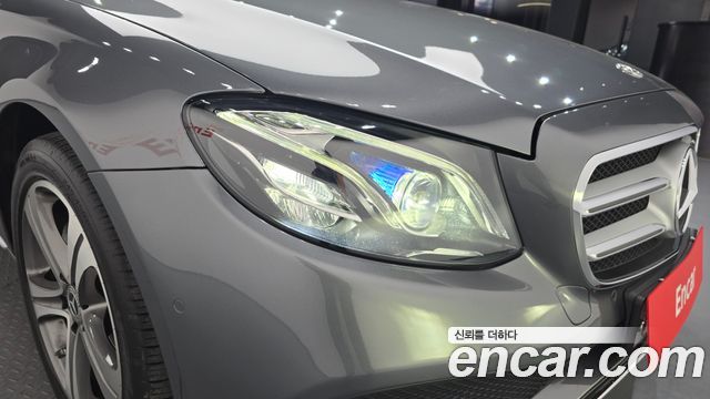 Mercedes-Benz E-Class (W213) E220d Avantgarde 2020 — фото 22