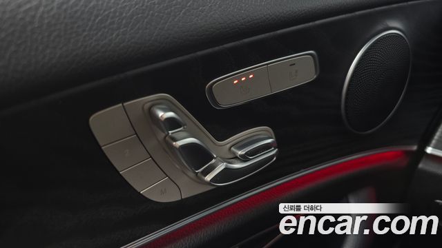 Mercedes-Benz E-Class (W213) E220d Avantgarde 2020 — фото 31