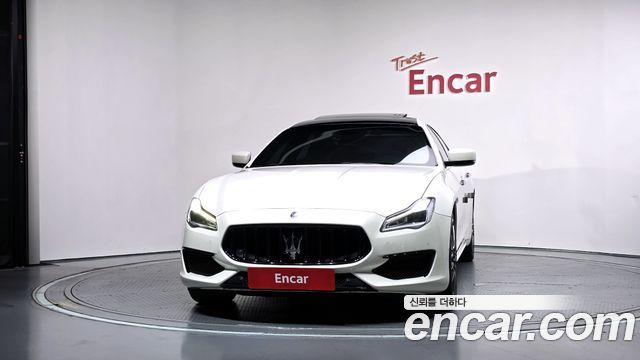 Maserati Quattroporte GTS 3.8 V8 2015 — фото 3