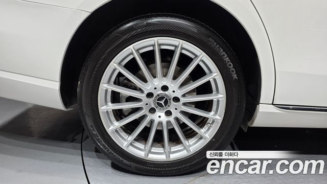 Mercedes-Benz E-Class (W213) E220d 4MATIC Exclusive 2021 — фото 5