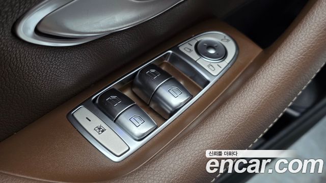 Mercedes-Benz E-Class (W213) E220d 4MATIC Exclusive 2021 — фото 32