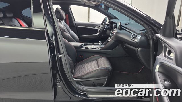 Genesis G70 Gasoline 2.0T 2WD 2022 — фото 11
