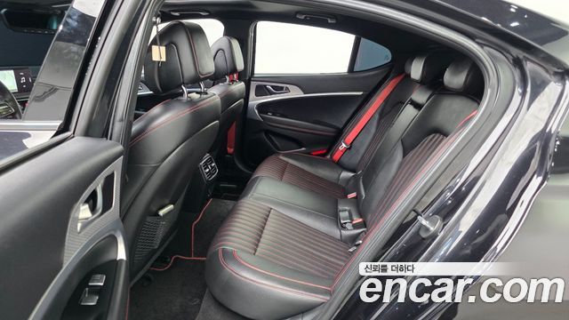 Genesis G70 Gasoline 2.0T 2WD 2022 — фото 12