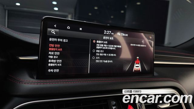 Genesis G70 Gasoline 2.0T 2WD 2022 — фото 14