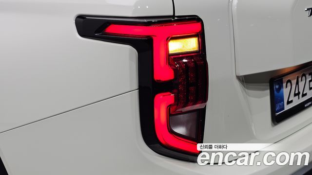 KG Mobility (SsangYong) Torres HEV 1.5 2WD T7 2026 — фото 29