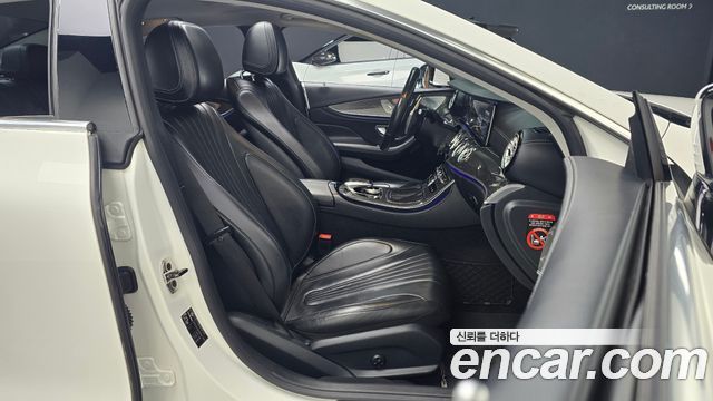 Mercedes-Benz CLS-Class (C257) CLS300d AMG Line 2019 — фото 10