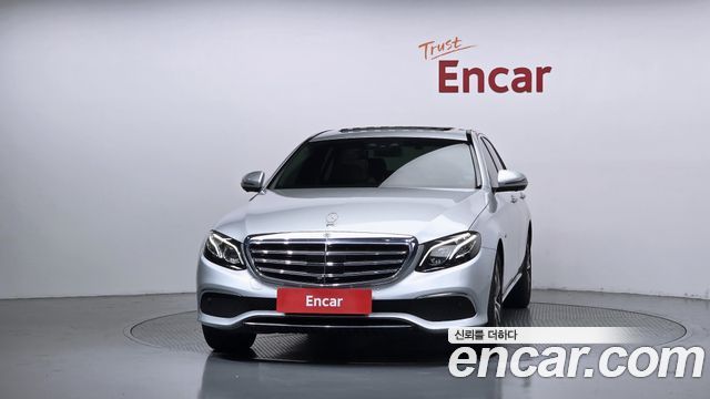 Mercedes-Benz E-Class (W213) E300e 4MATIC Exclusive 2020 — фото 3