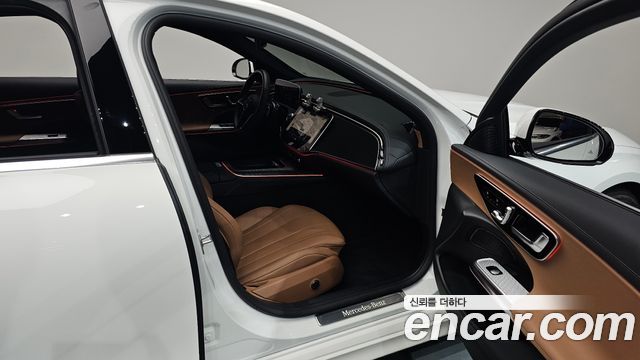 Mercedes-Benz E-Class (W214) E200 Avantgarde 2025 — фото 11
