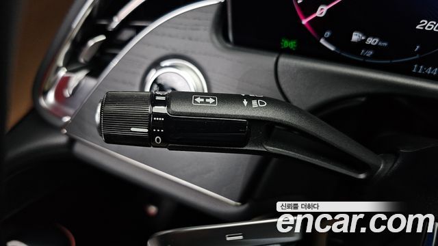 Mercedes-Benz E-Class (W214) E200 Avantgarde 2025 — фото 31