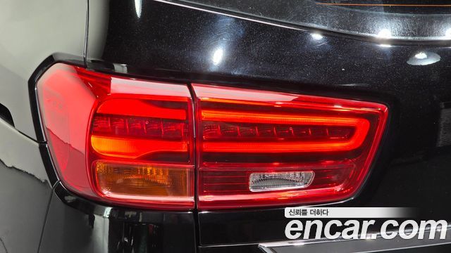 Kia Carnival 7-Seater Limousine VIP 2019 — фото 29