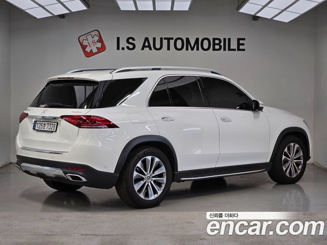 Mercedes-Benz GLE-Class (W167) GLE300d 4MATIC 2022 — фото 2