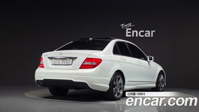 Mercedes-Benz C-Class (W204) C200 CGI Avantgarde Style Package 2013 — фото 2